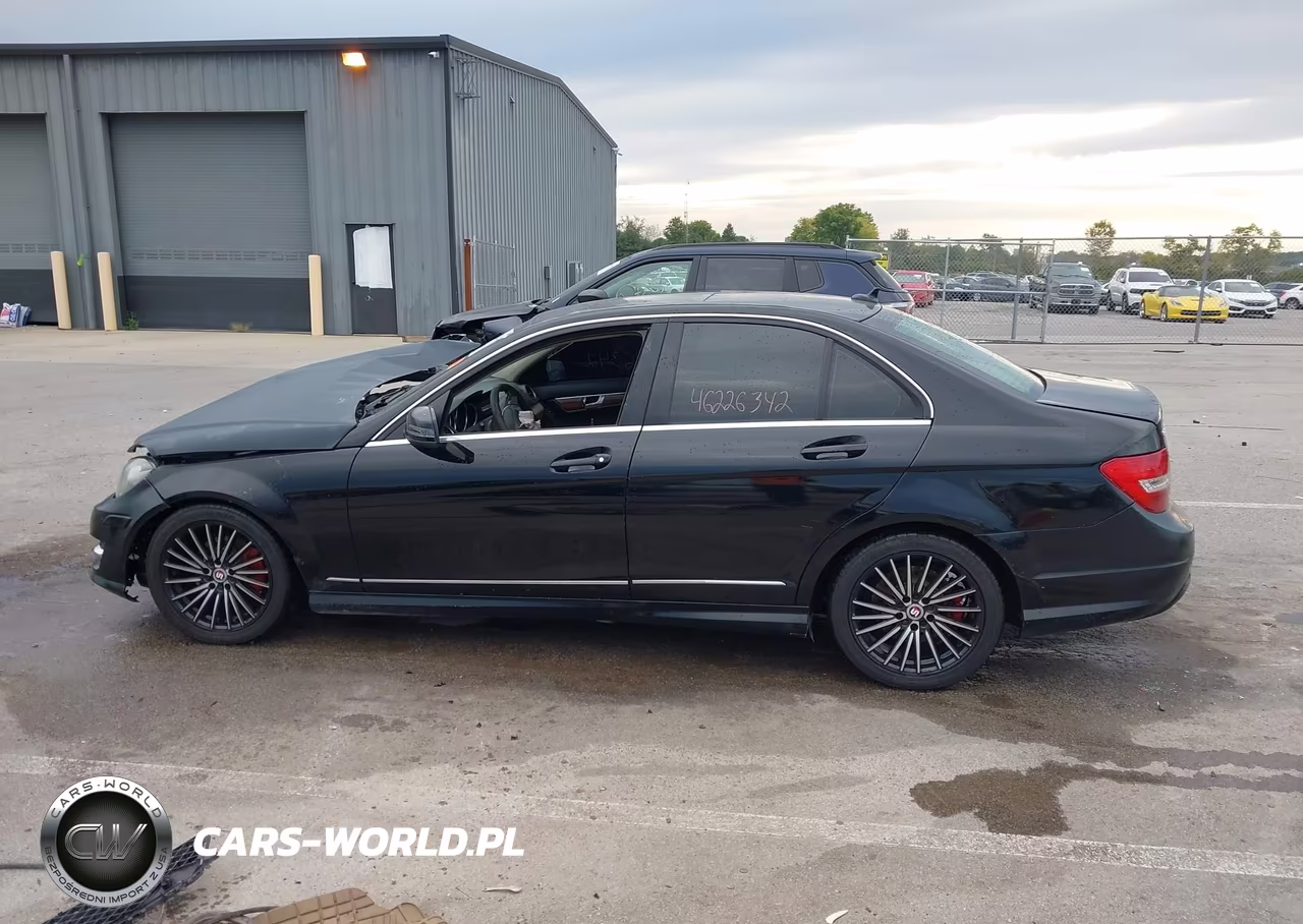 2012 Mercedes-Benz C 250 Sport VIN:WDDGF4HB6CR218556 - 14