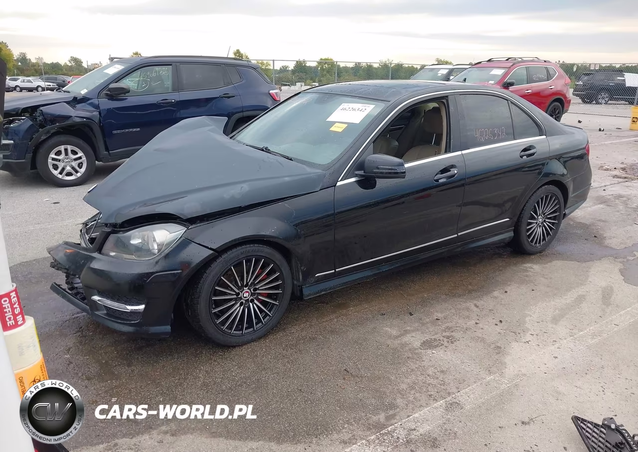 2012 Mercedes-Benz C 250 Sport VIN:WDDGF4HB6CR218556 - 2