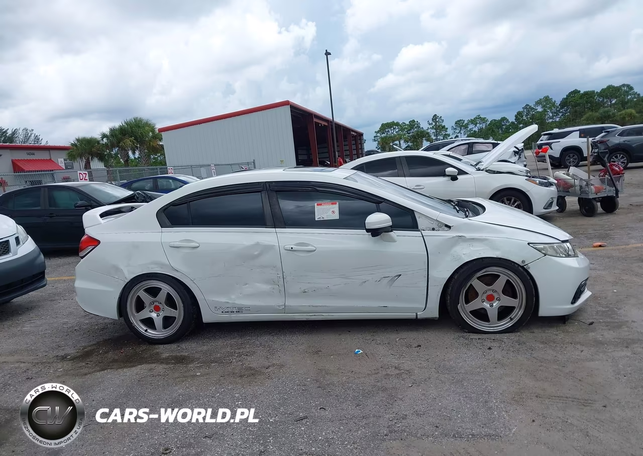 2015 Honda Civic Si VIN:2HGFB6E57FH701328 - 13