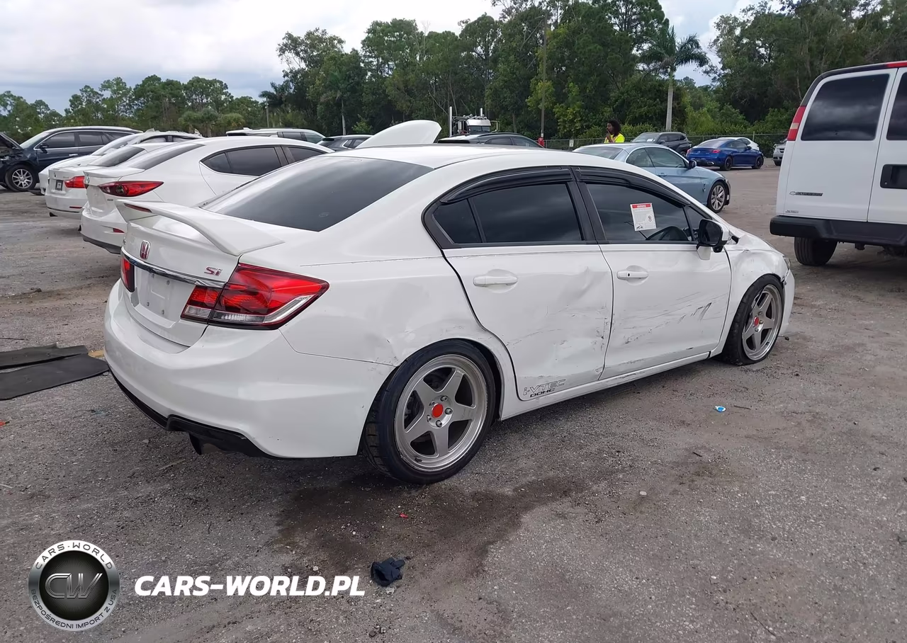 2015 Honda Civic Si VIN:2HGFB6E57FH701328 - 4
