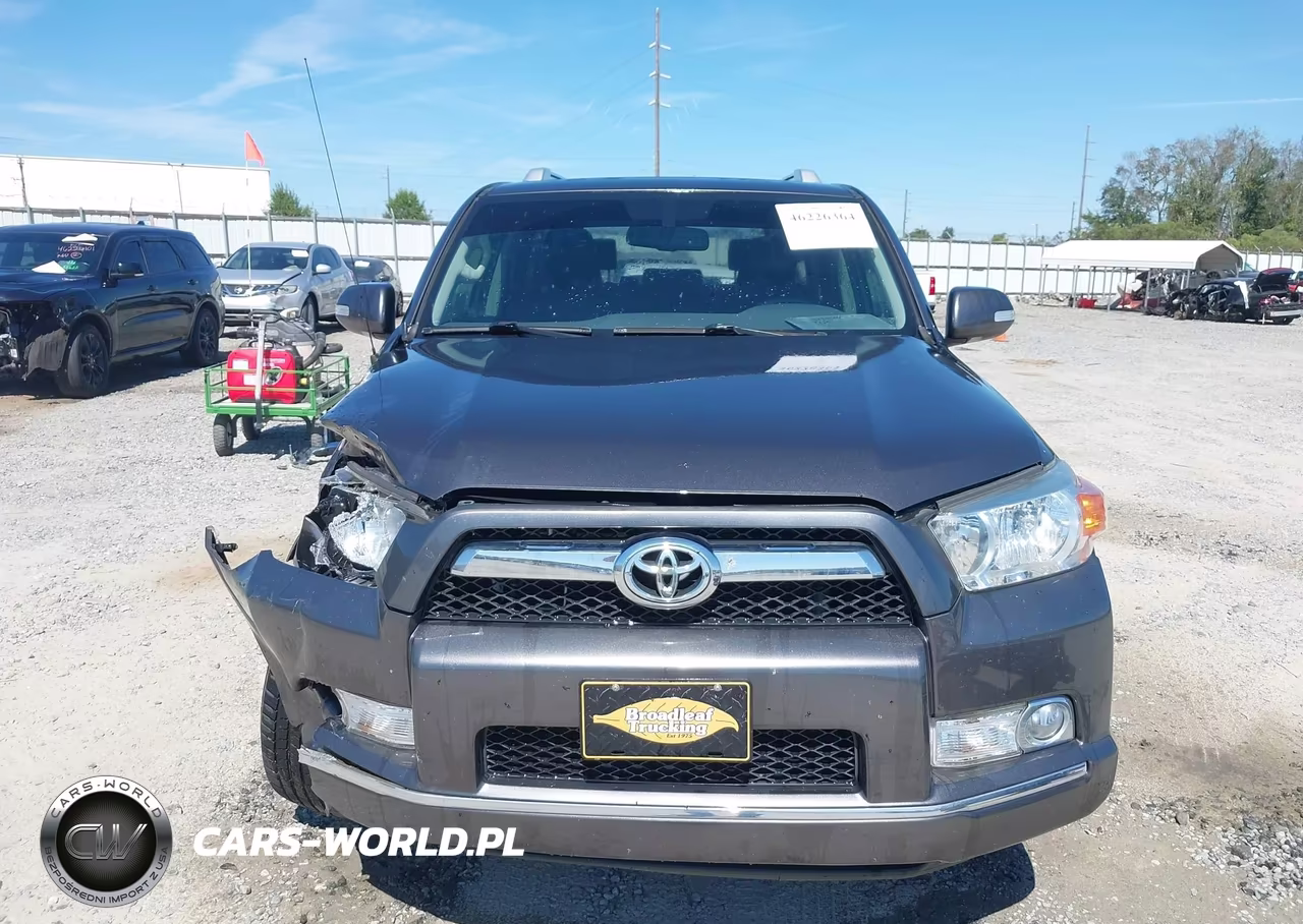 2010 Toyota 4Runner Limited V6 VIN:JTEZU5JRXA5004675 - 11
