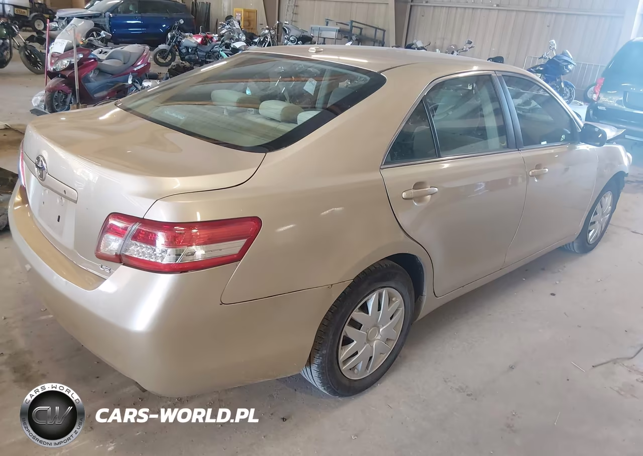2010 Toyota Camry Le VIN:4T4BF3EK4AR022856 - 4