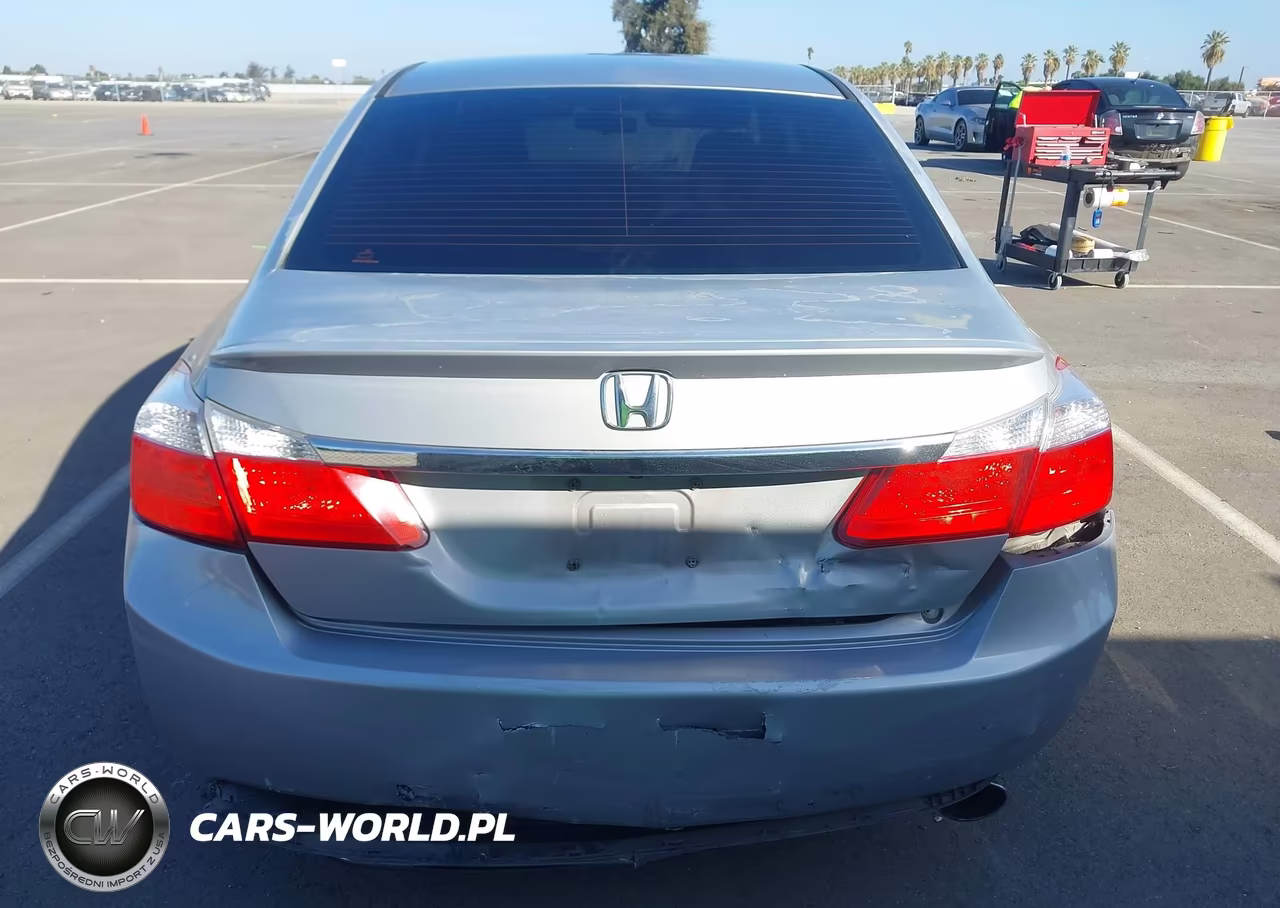 2015 Honda Accord Sport VIN:1HGCR2F59FA108994 - 16