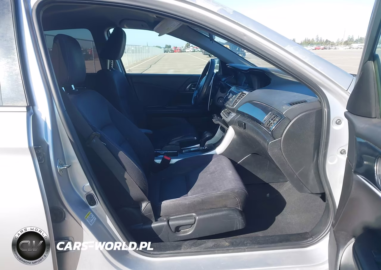 2015 Honda Accord Sport VIN:1HGCR2F59FA108994 - 5