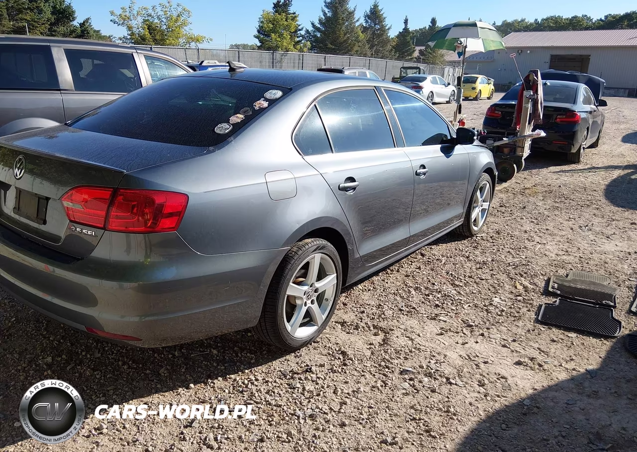 2013 Volkswagen Jetta 2.5L Sel VIN:3VWLX7AJ3DM401440 - 4