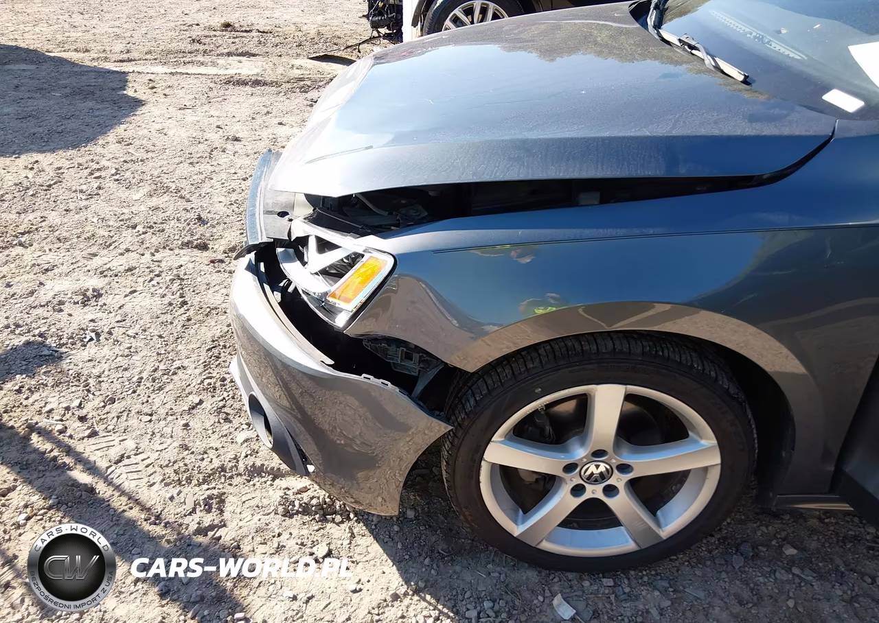 2013 Volkswagen Jetta 2.5L Sel VIN:3VWLX7AJ3DM401440 - 6
