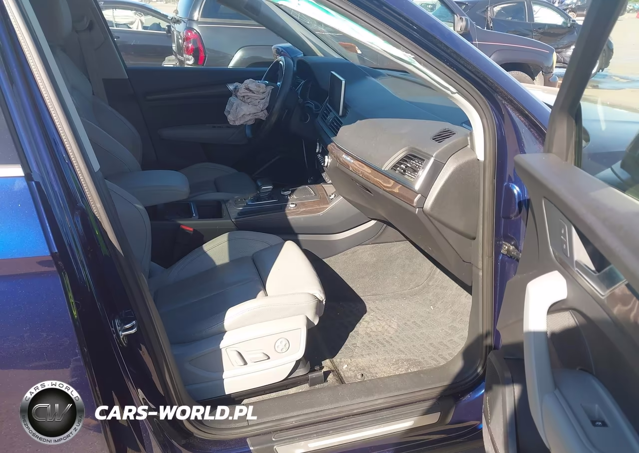 2018 Audi Q5 2.0T Premium-2.0T Tech Premium VIN:WA1BNAFY7J2050634 - 5