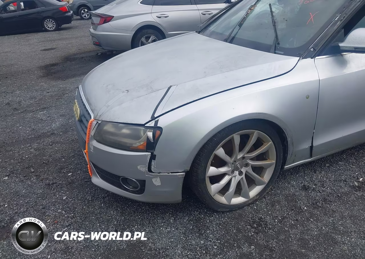 2011 Audi A5 2.0T Premium VIN:WAUTFAFH4BN003985 - 6