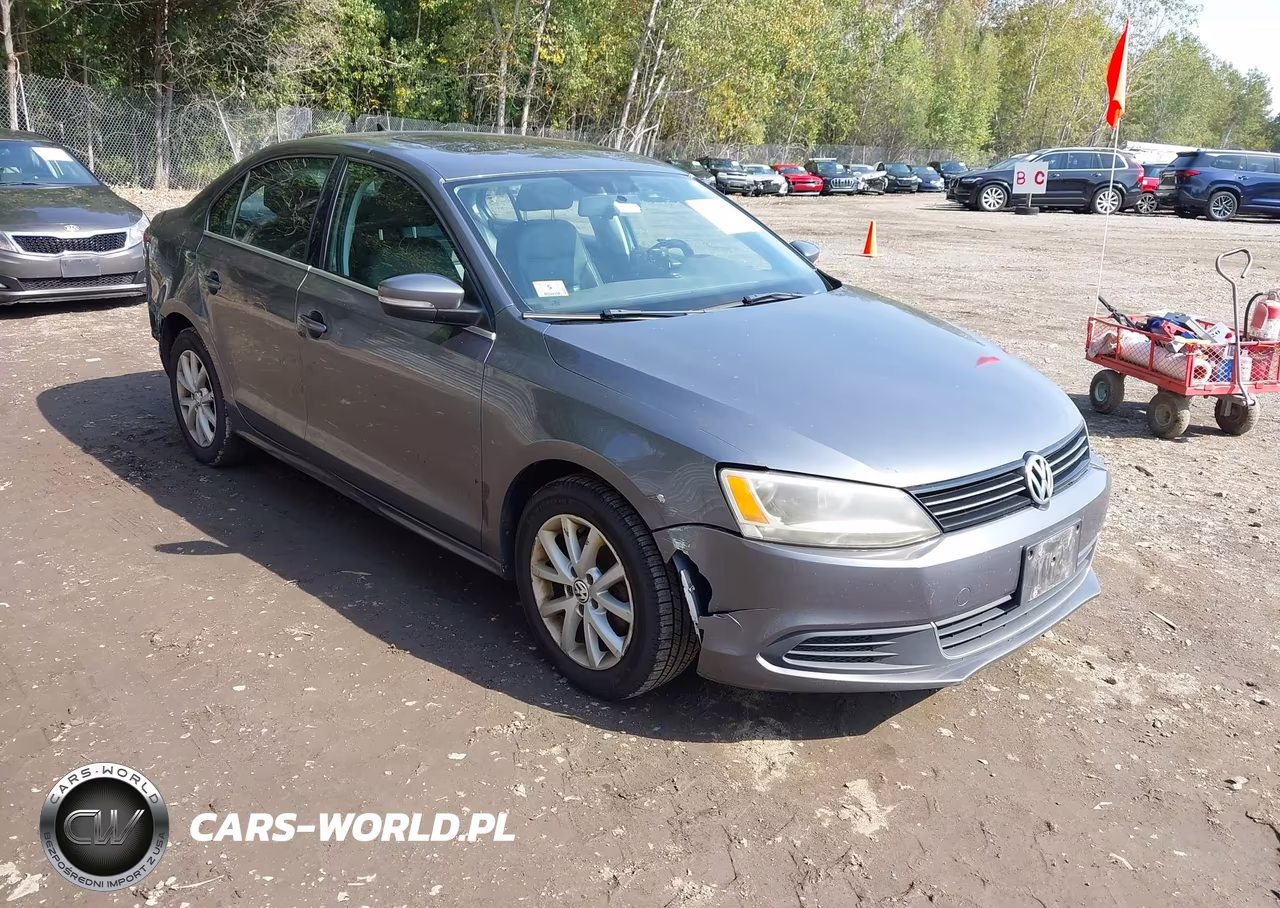 2014 Volkswagen Jetta 1.8T Se – zdjęcie 1 z 11