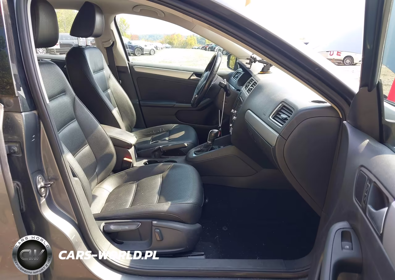 2014 Volkswagen Jetta 1.8T Se VIN:3VWD17AJ8EM409637 - 5