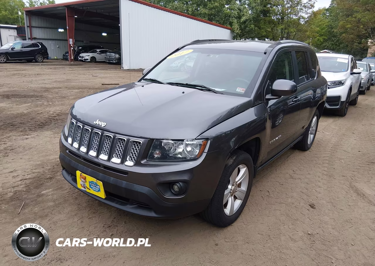 2017 Jeep Compass Latitude 4X4 VIN:1C4NJDEB7HD205016 - 2