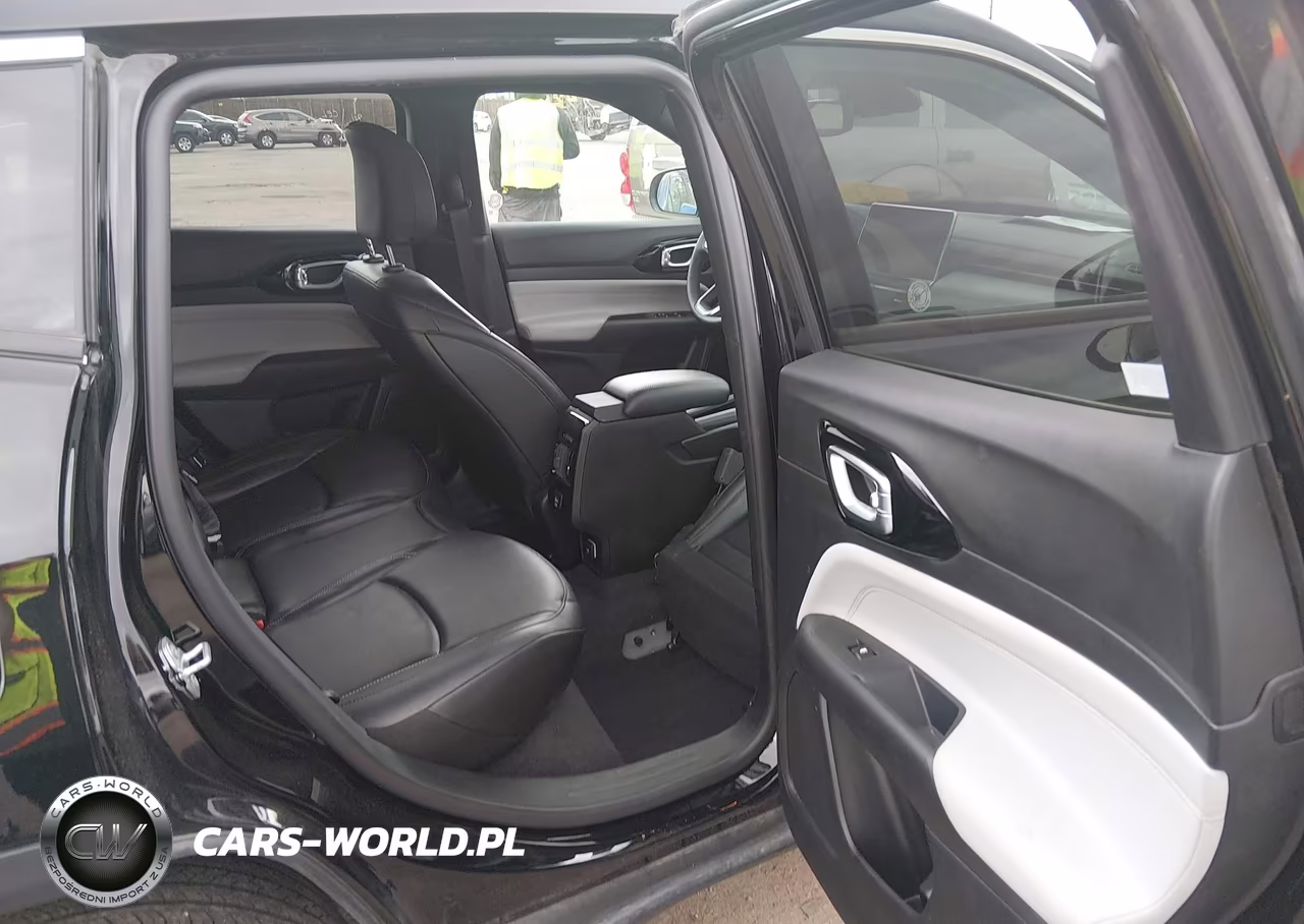 2026 Jeep Compass Limited VIN:3C4NJDCNXTT207343 - 8