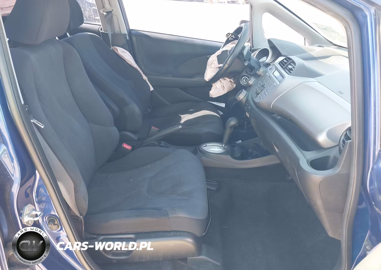 2010 Honda Fit Sport VIN:JHMGE8H4XAC022432 - 5