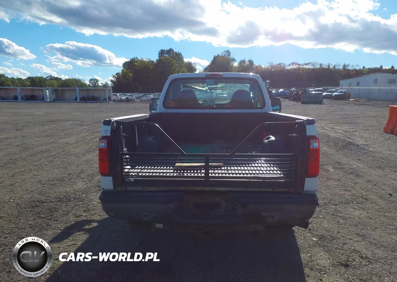 2006 Ford F-350 Xl-Xlt VIN:1FTSF30546EC00010 - 15