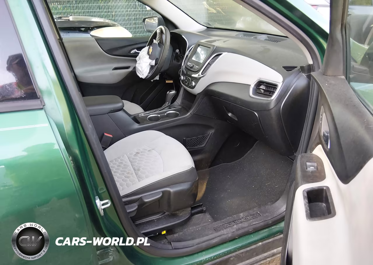 2018 Chevrolet Equinox Ls VIN:2GNAXHEV8J6158122 - 5