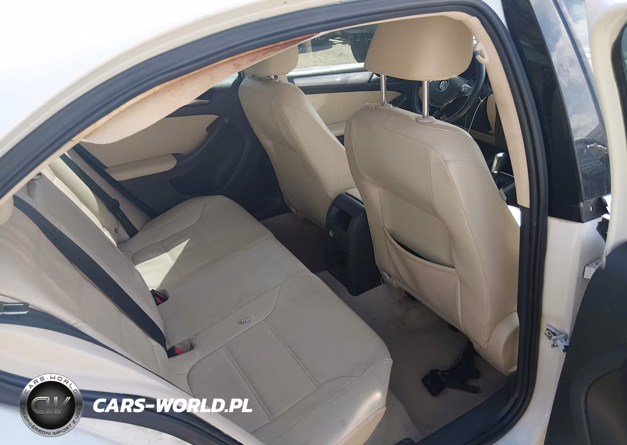 2015 Volkswagen Jetta 1.8T Se VIN:3VWD07AJ1FM423092 - 8