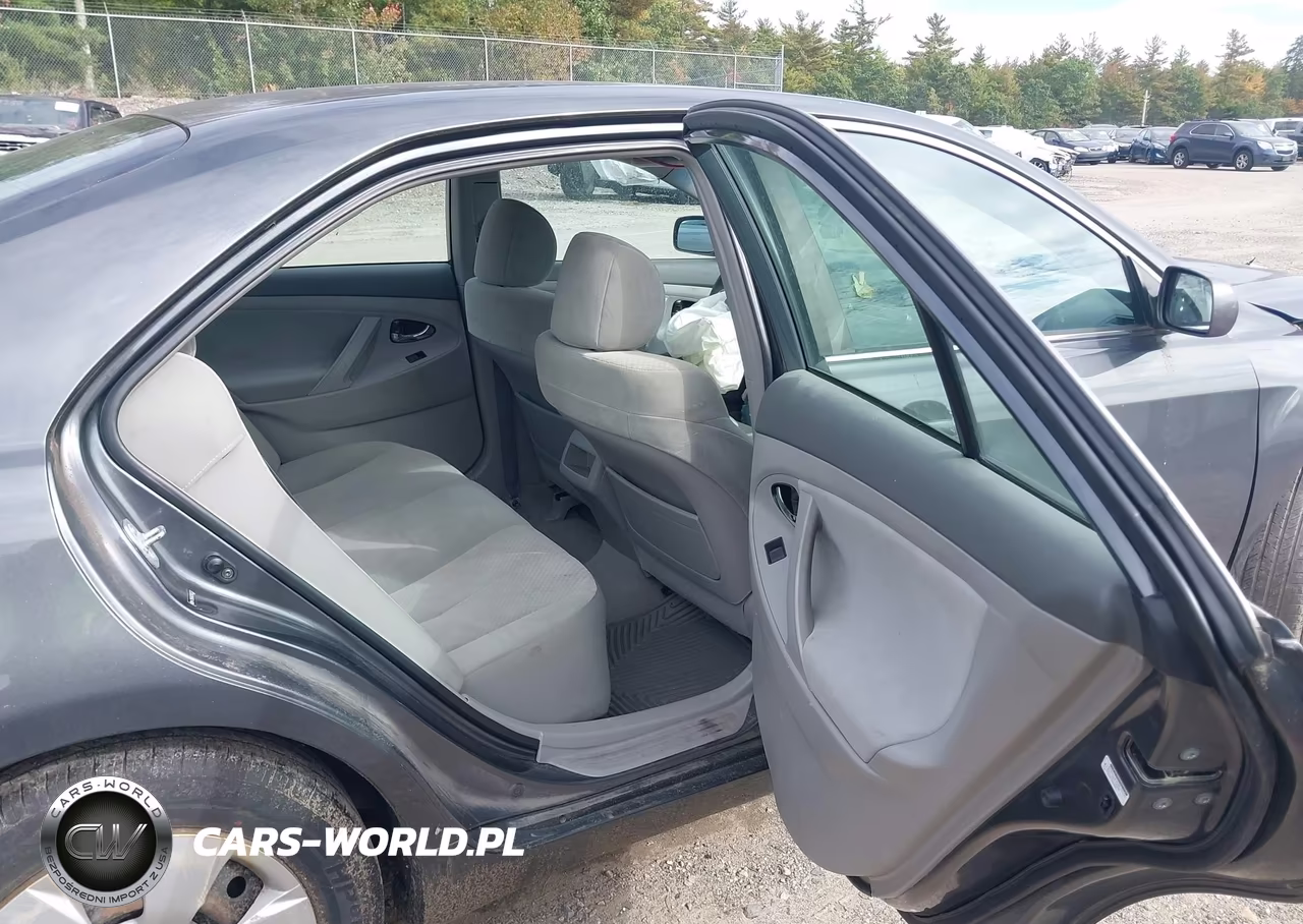 2007 Toyota Camry Le VIN:4T1BE46K17U635527 - 8