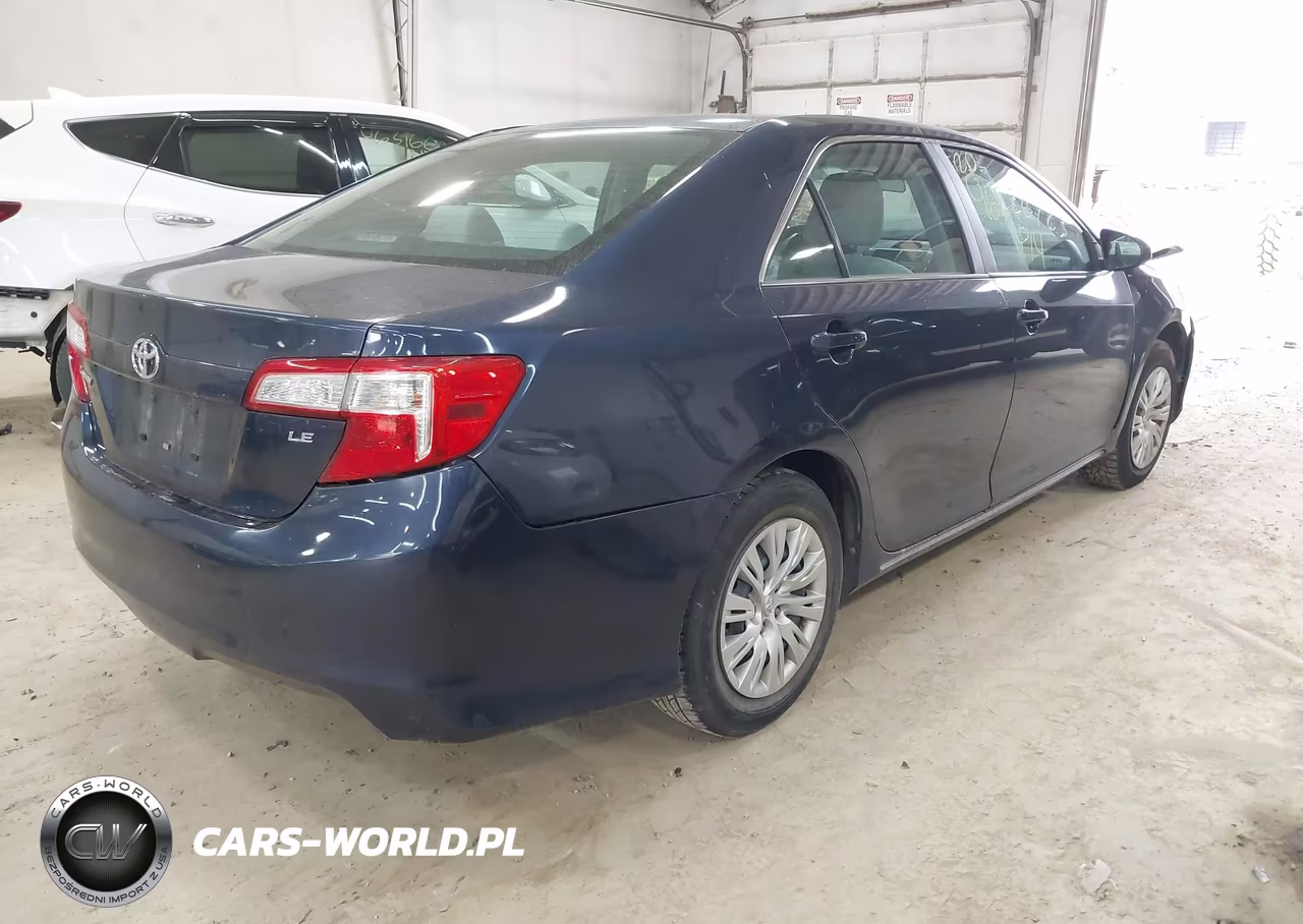 2014 Toyota Camry Le VIN:4T4BF1FK9ER374355 - 4