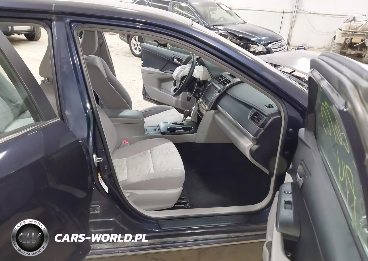 2014 Toyota Camry Le VIN:4T4BF1FK9ER374355 - 5