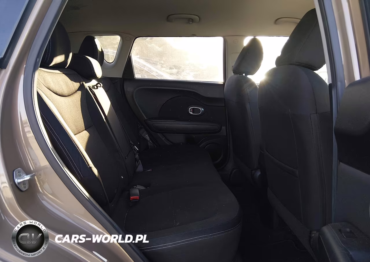 2014 Kia Soul VIN:KNDJN2A24E7070374 - 8