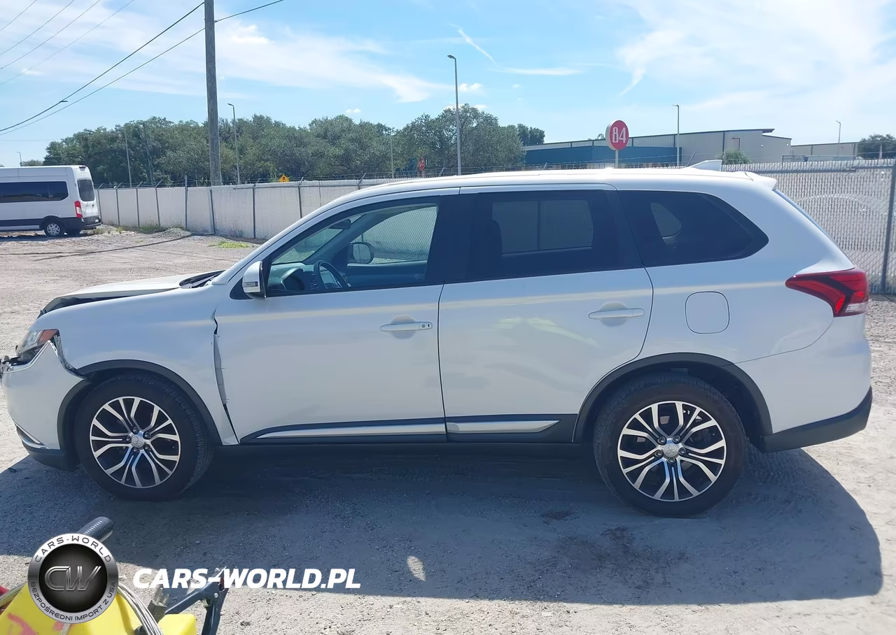 2017 Mitsubishi Outlander Se VIN:JA4AD3A31HZ020651 - 15