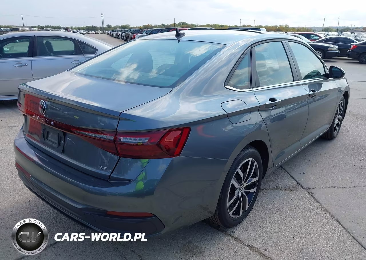 2025 Volkswagen Jetta 1.5T Se VIN:3VW7X7BU8SM037121 - 4