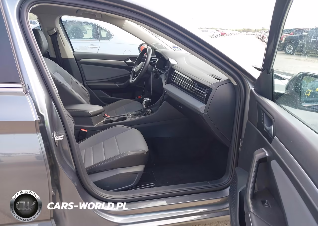 2025 Volkswagen Jetta 1.5T Se VIN:3VW7X7BU8SM037121 - 5