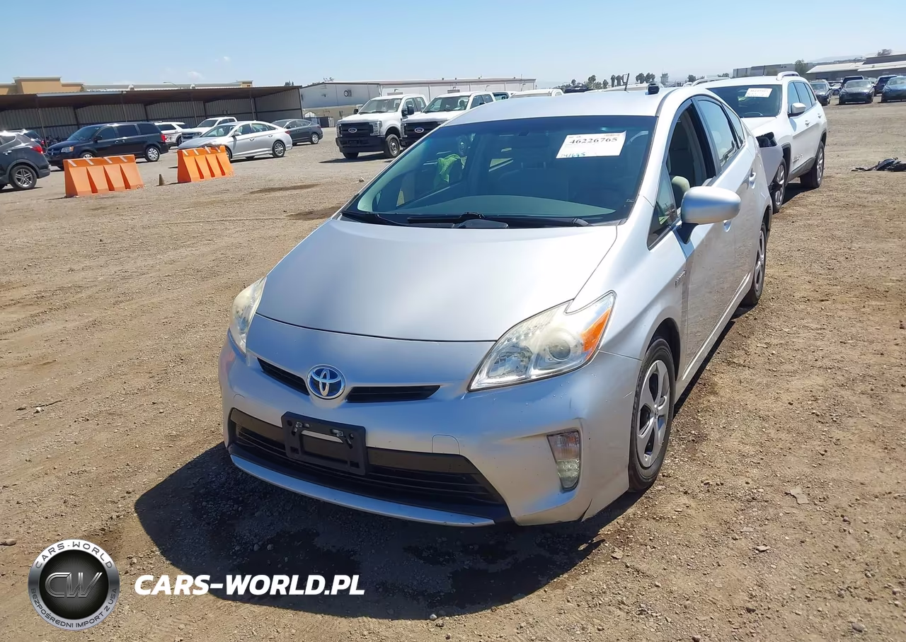 2014 Toyota Prius Two VIN:JTDKN3DU3E1771305 - 6