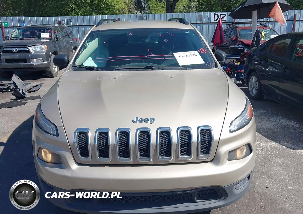 2015 Jeep Cherokee Sport VIN:1C4PJLAB3FW660732 - 12