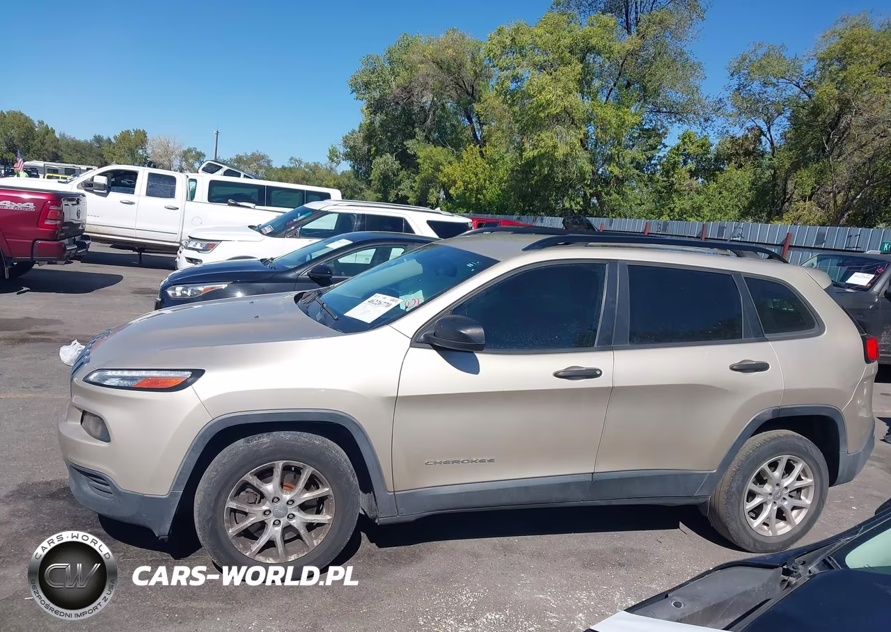 2015 Jeep Cherokee Sport VIN:1C4PJLAB3FW660732 - 14