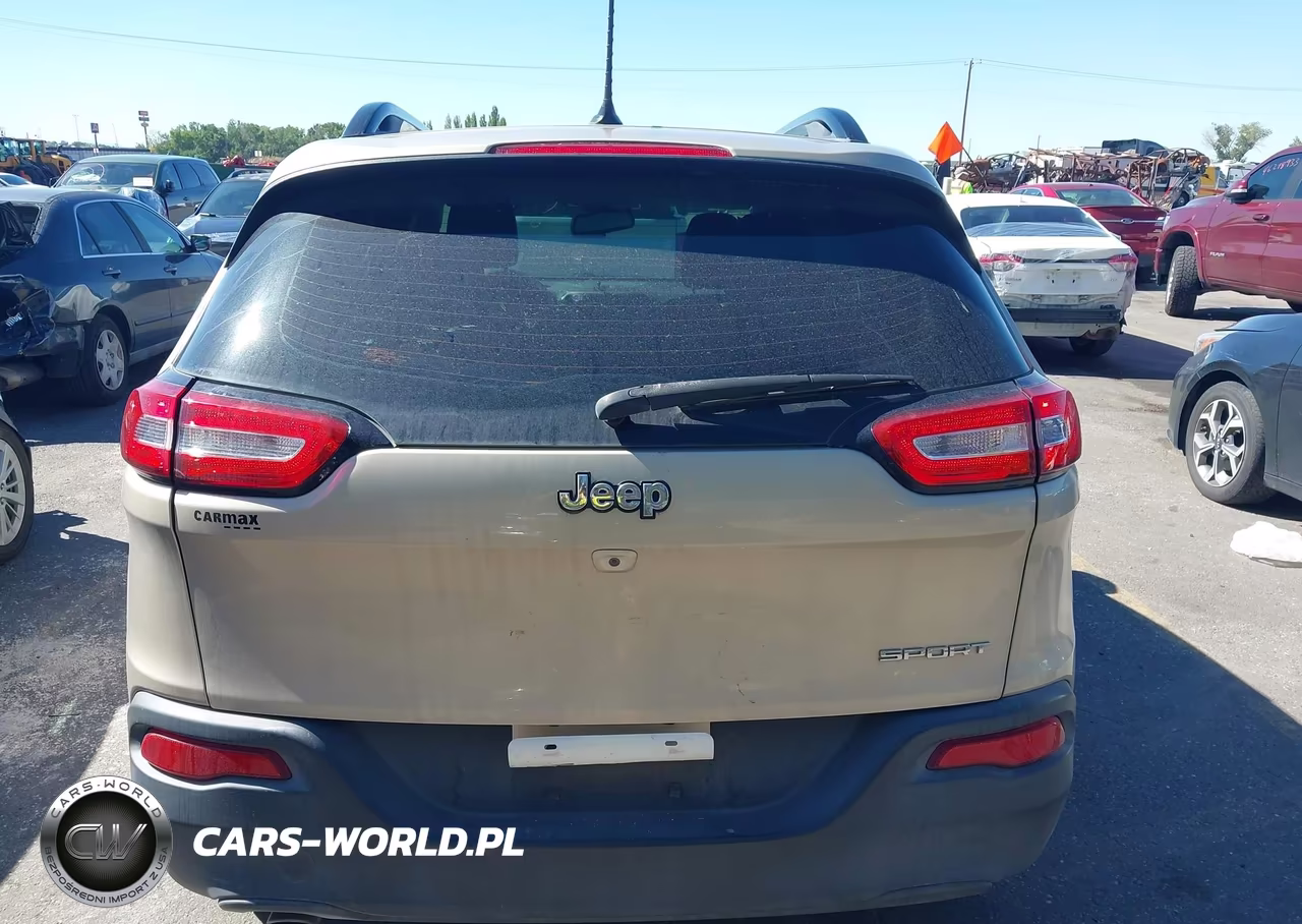 2015 Jeep Cherokee Sport VIN:1C4PJLAB3FW660732 - 16