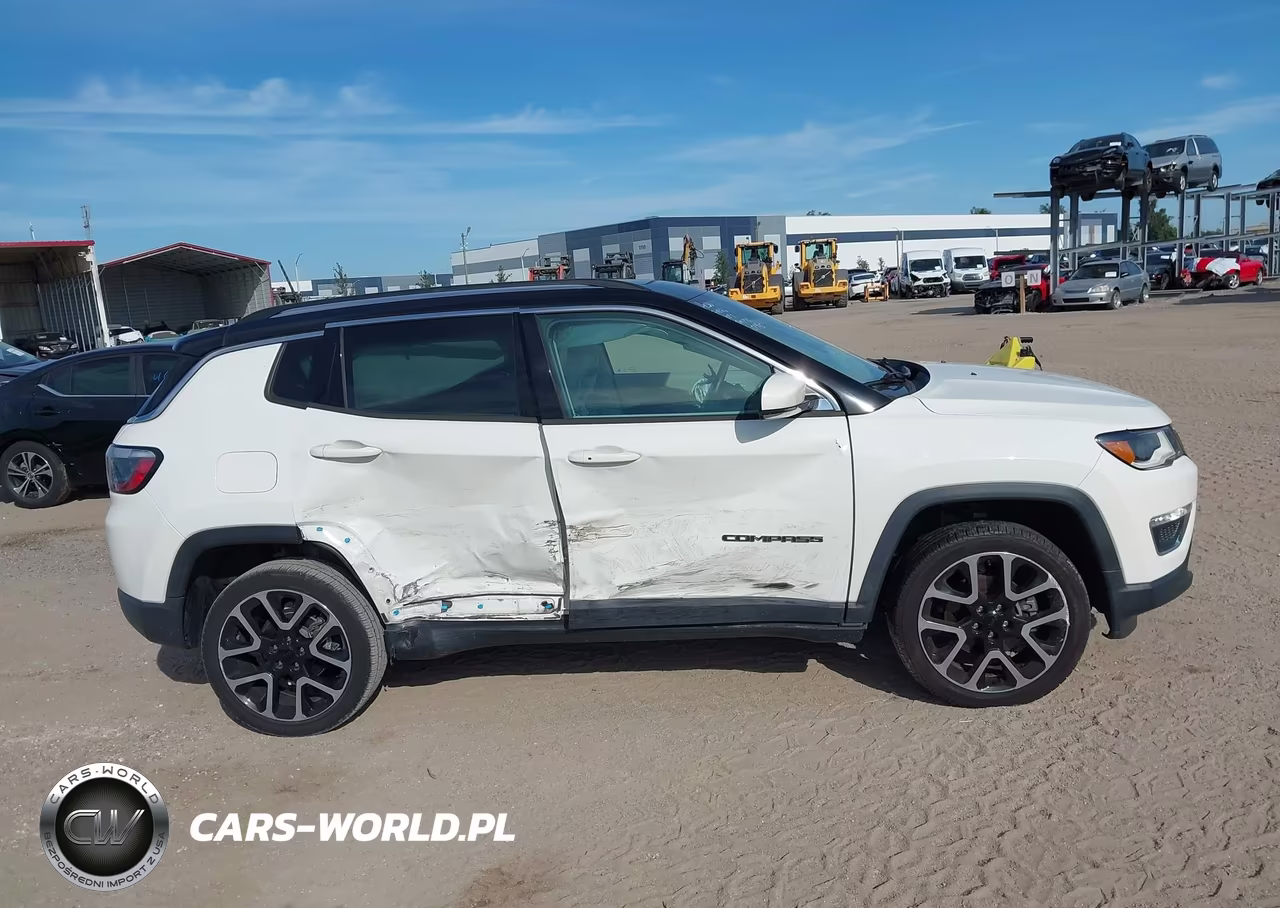 2018 Jeep Compass Limited 4X4 VIN:3C4NJDCB5JT402172 - 13