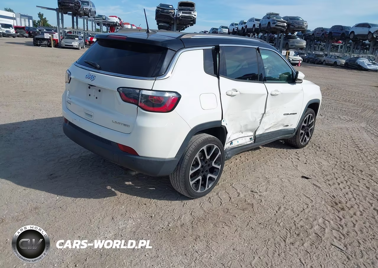 2018 Jeep Compass Limited 4X4 VIN:3C4NJDCB5JT402172 - 4