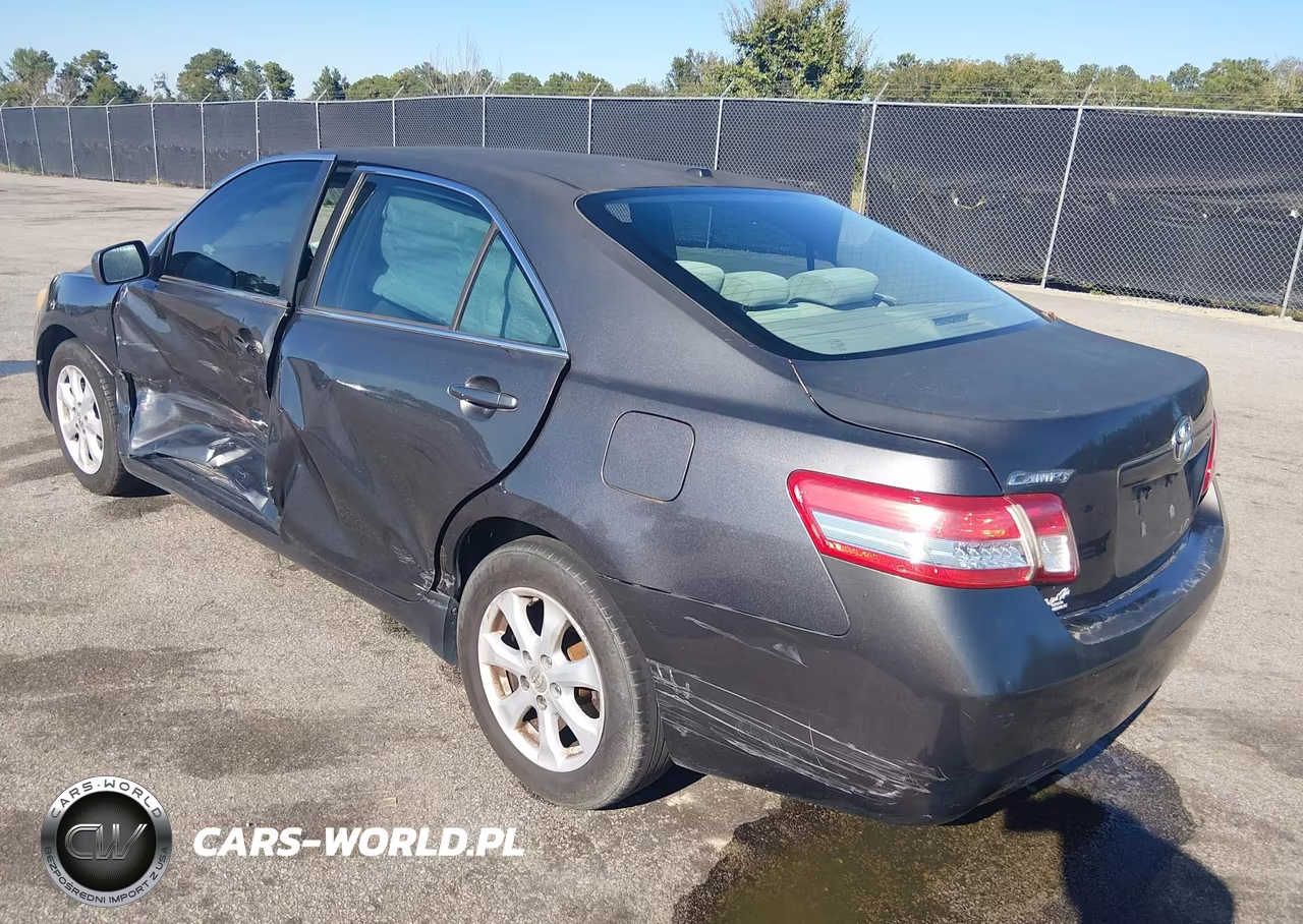 2010 Toyota Camry Le VIN:4T1BF3EK2AU064579 - 3