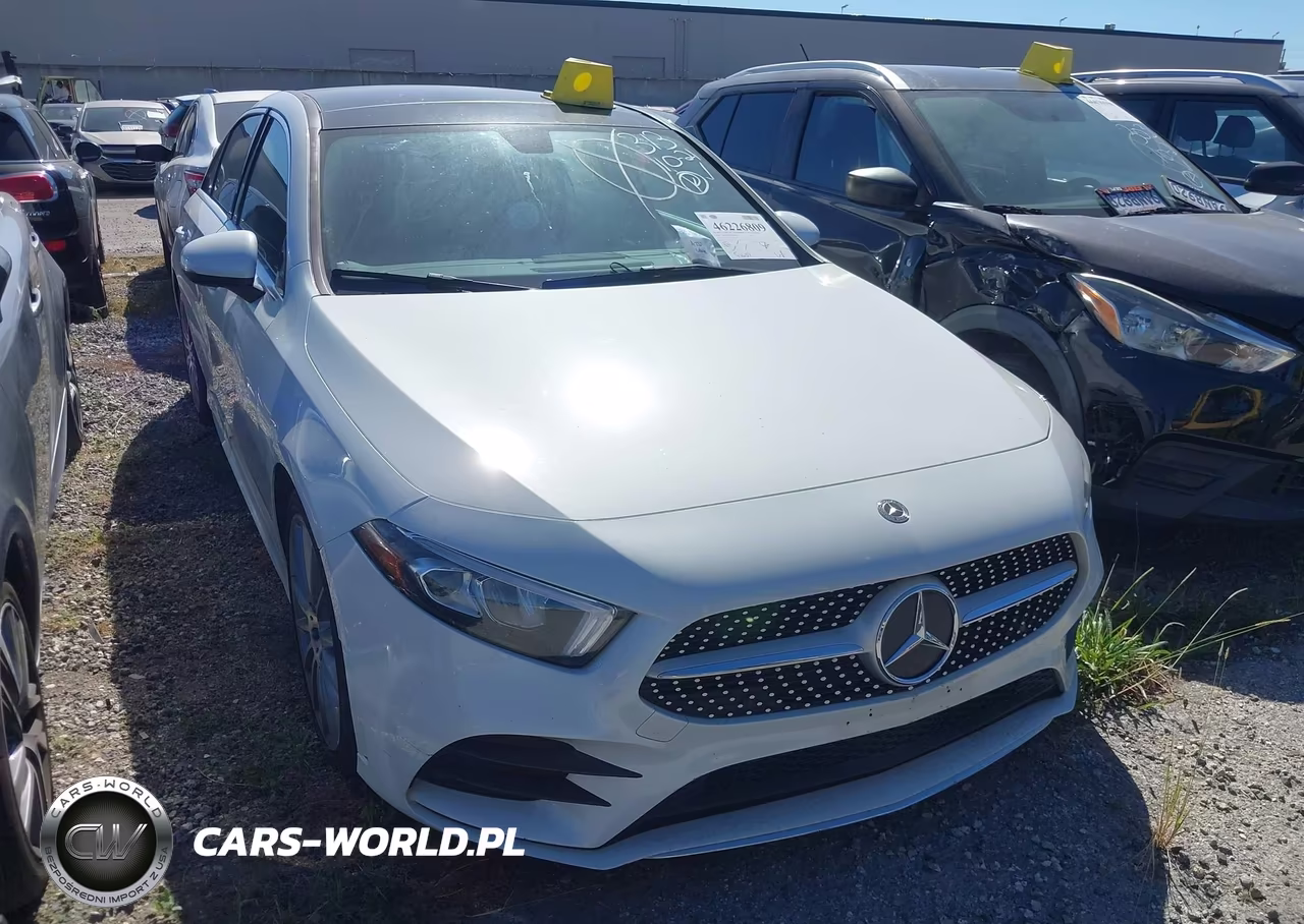 2020 Mercedes-Benz A 220