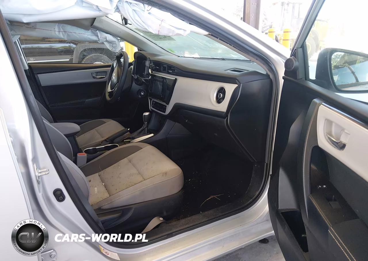 2019 Toyota Corolla Le VIN:2T1BURHE2KC195951 - 5