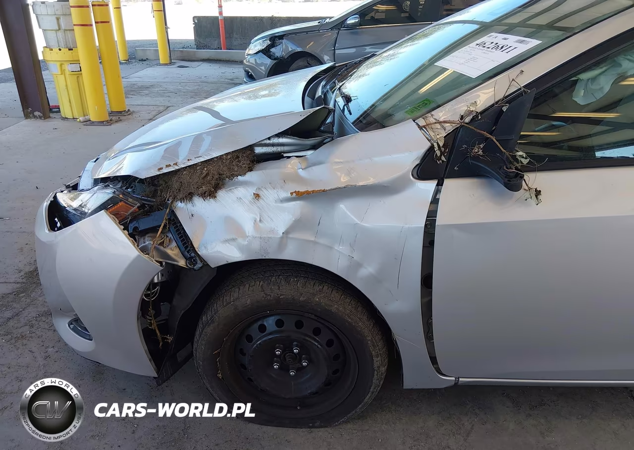 2019 Toyota Corolla Le VIN:2T1BURHE2KC195951 - 6