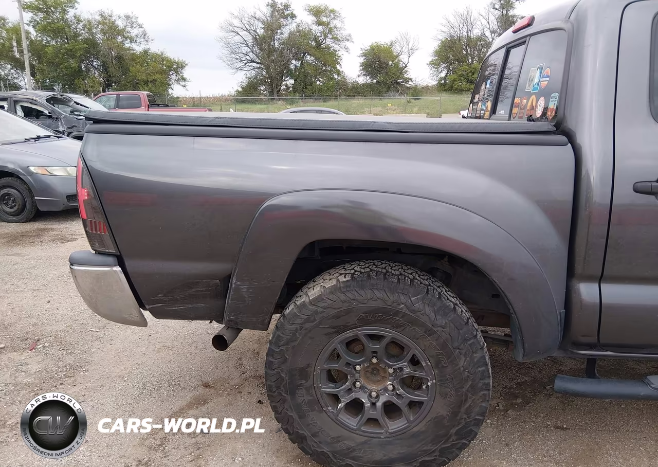 2013 Toyota Tacoma Base V6 VIN:3TMLU4EN4DM133103 - 6