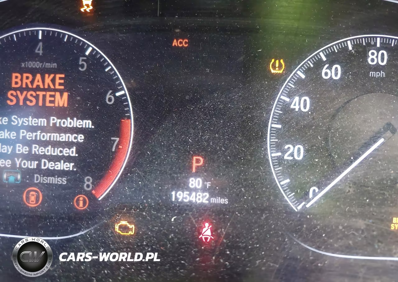 2018 Honda Accord Sport VIN:1HGCV1F33JA251033 - 15