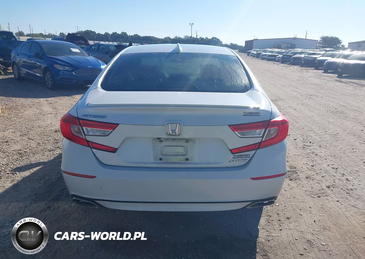 2018 Honda Accord Sport VIN:1HGCV1F33JA251033 - 16