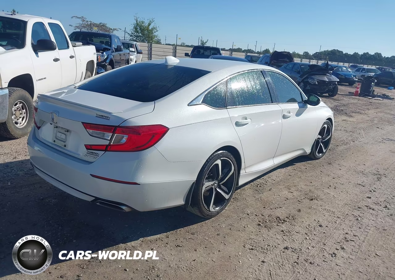 2018 Honda Accord Sport VIN:1HGCV1F33JA251033 - 4