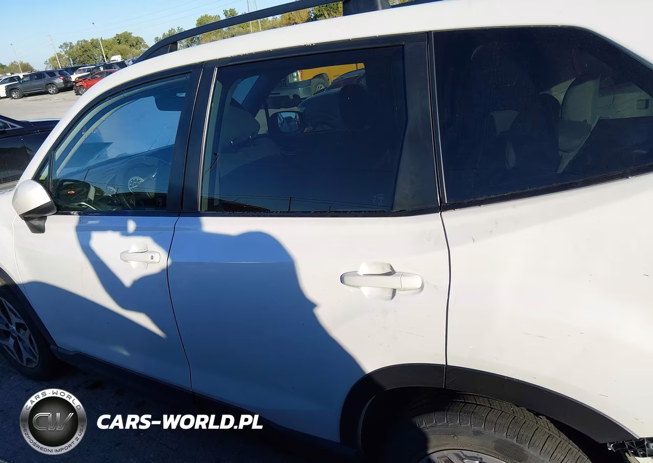 2021 Subaru Forester Premium VIN:JF2SKAJC4MH505713 - 14