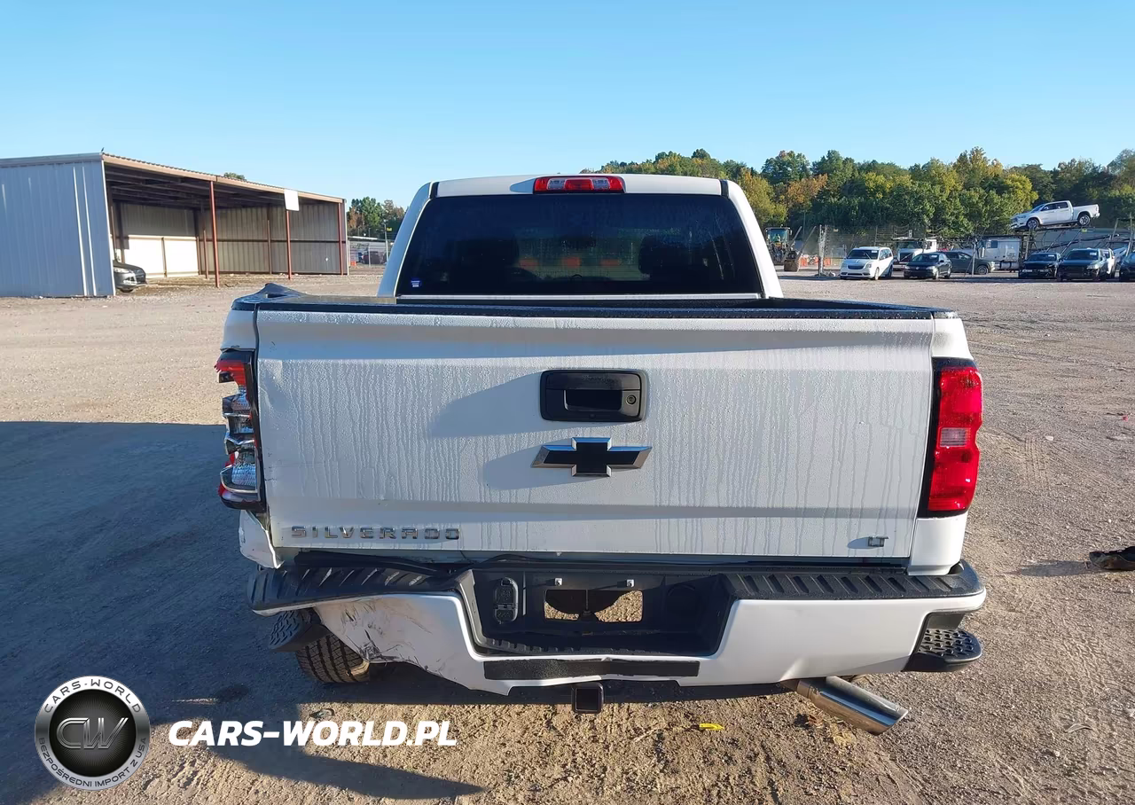 2018 Chevrolet Silverado 1500 2Lt VIN:3GCUKREC7JG556581 - 16