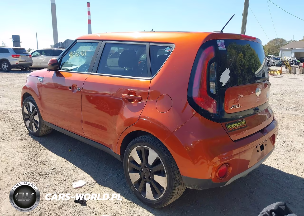 2019 Kia Soul + VIN:KNDJP3A58K7680686 - 3