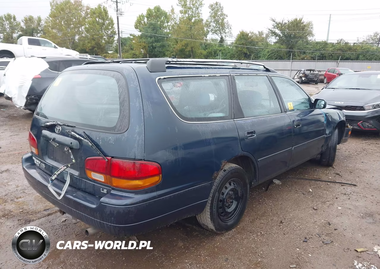 1993 Toyota Camry Le VIN:4T1SK12W7PU250523 - 4
