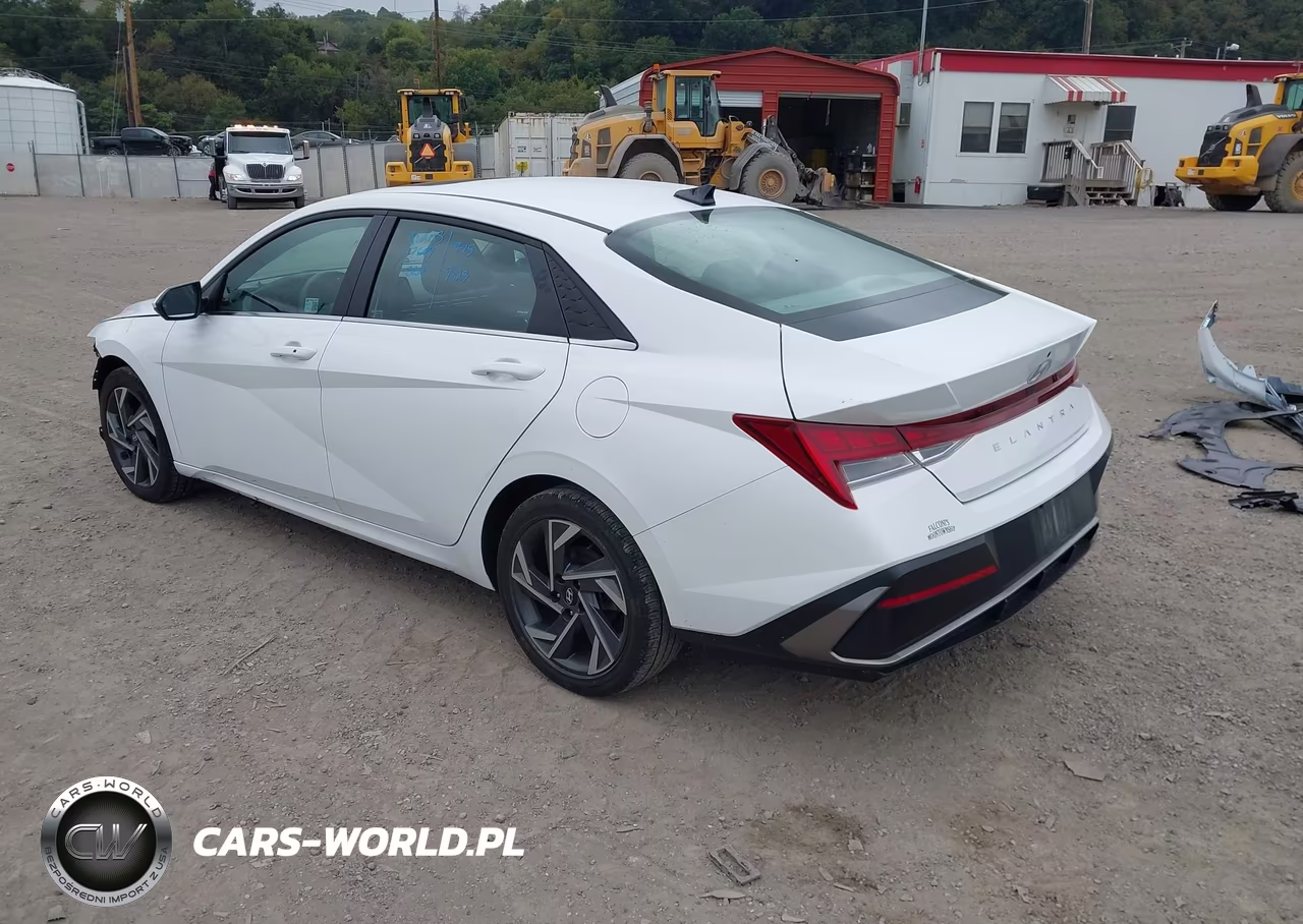 2025 Hyundai Elantra Sel Convenience VIN:KMHLS4DGXSU914141 - 3