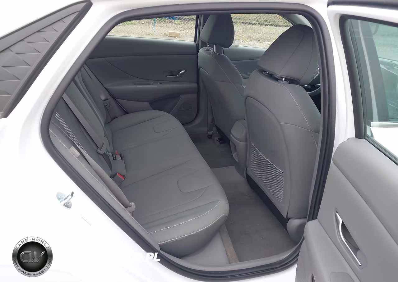 2025 Hyundai Elantra Sel Convenience VIN:KMHLS4DGXSU914141 - 8
