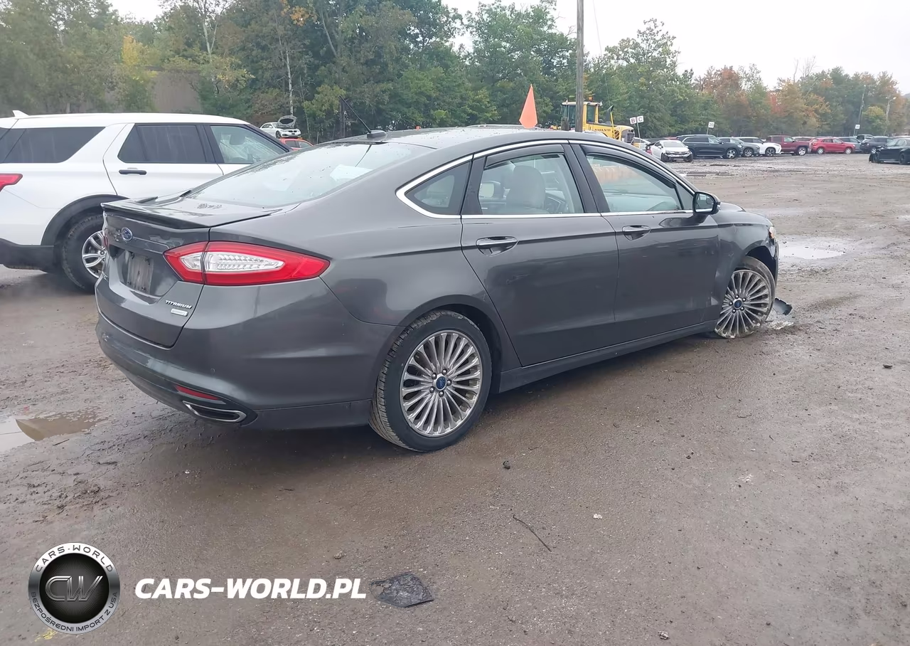 2015 Ford Fusion Titanium VIN:3FA6P0K91FR310111 - 4