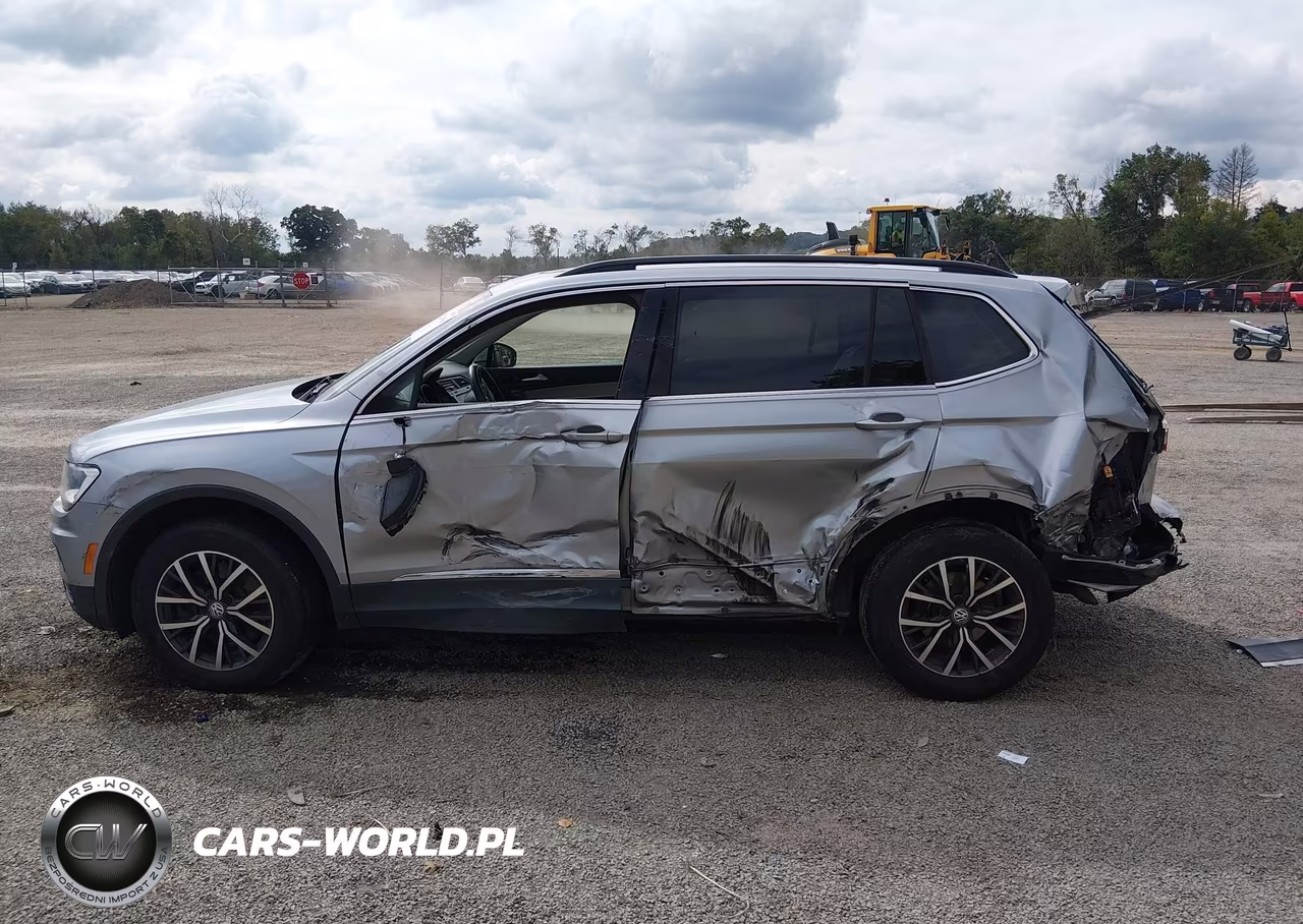 2020 Volkswagen Tiguan 2.0T Se-2.0T Se R-Line Black-2.0T Sel VIN:3VV2B7AX3LM032533 - 15
