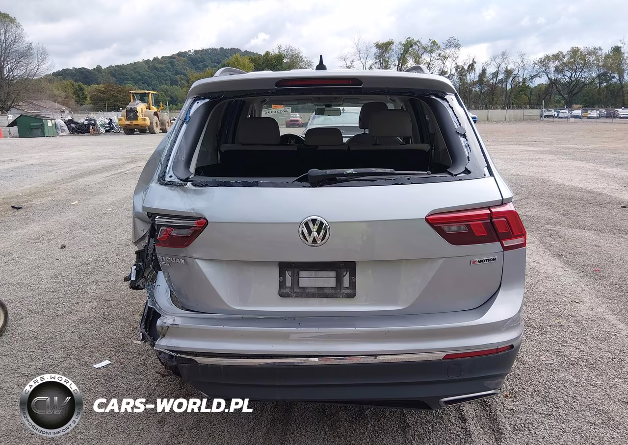 2020 Volkswagen Tiguan 2.0T Se-2.0T Se R-Line Black-2.0T Sel VIN:3VV2B7AX3LM032533 - 17
